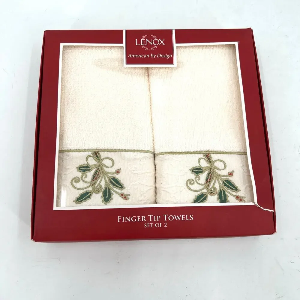 Lenox Christmas Holidays set of 2 finger tip set towels - Ribbon & Holly Ivory